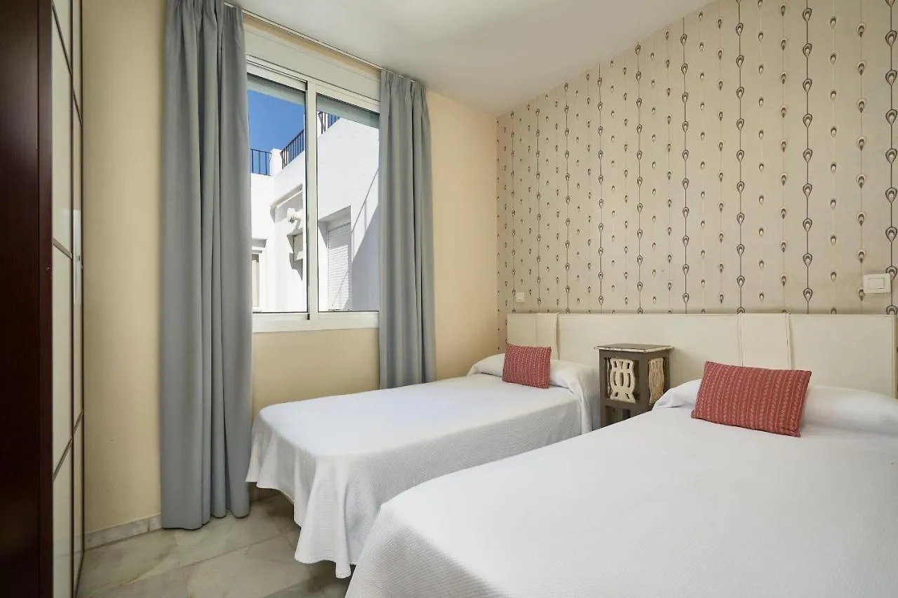 Apartamentos Las Cruces Seville