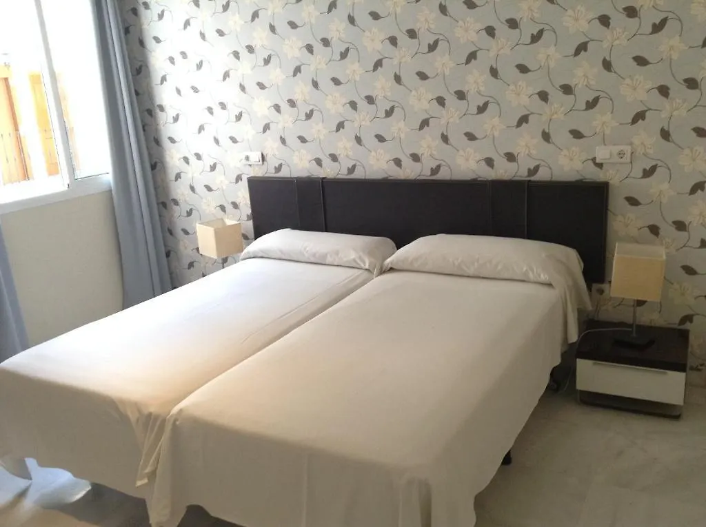 Apartamentos Las Cruces Seville 0*,